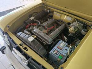 Immagine 44/50 di Alfa Romeo Giulia Nuova Super 1300 (1975)