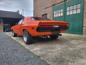 Image 10/46 de Dodge Challenger R&#x2F;T 440 Six-Pack (1970)