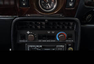 Image 21/32 of Aston Martin V8 Vantage X-Pack (1987)