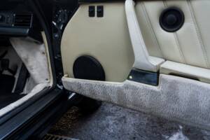Imagen 36/60 de Porsche 911 Carrera 3.2 (WTL) (1988)