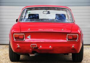 Immagine 33/48 di Alfa Romeo Giulia 1750 GT Am (1970)