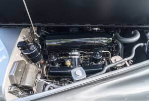 Bild 25/29 von Bentley S1 DHC Park Ward (1958)