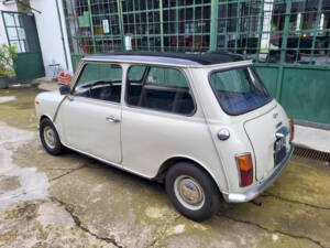 Image 12/51 of Mini 850 (1976)