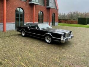 Obraz 4/8 pojazdu Lincoln Continental Mark IV (1975)