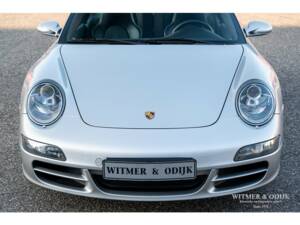 Afbeelding 12/45 van Porsche 911 Carrera 4S (2006)