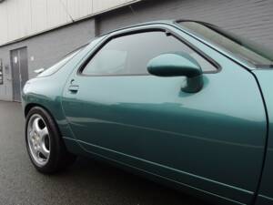 Bild 18/99 von Porsche 928 GTS (1992)