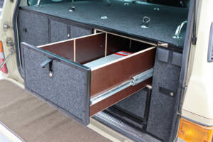 Immagine 14/50 di Toyota Land Cruiser FJ 60 (1984)
