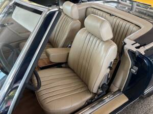 Afbeelding 14/31 van Mercedes-Benz 380 SL (1980)