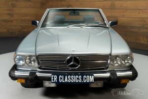 Image 17/19 of Mercedes-Benz 380 SL (1983)