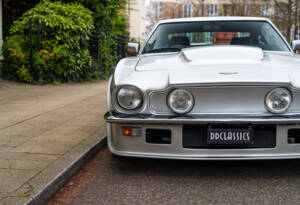 Afbeelding 8/30 van Aston Martin V8 Vantage X-Pack (1987)