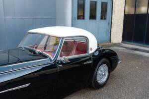 Image 34/50 of Austin-Healey 3000 Mk II (BN7) (1962)