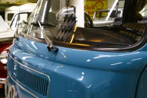 Image 11/33 of Volkswagen T2a minibus (1970)