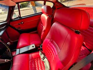 Image 41/50 de Volvo 1800 E (1970)