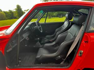 Bild 36/47 von Porsche 911 Carrera 4 (1990)