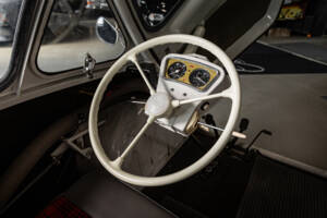 Image 11/20 of Heinkel Trojan 200 (1964)