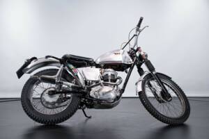 Bild 5/50 von BSA C 15 Scrambler (1963)