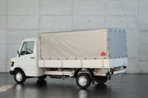 Image 10/43 of Mercedes-Benz T1 208 (1981)