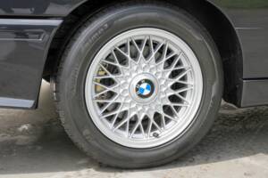 Image 25/34 de BMW M3 (1986)