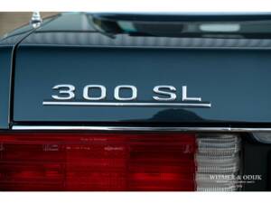 Image 28/32 de Mercedes-Benz 300 SL (1988)