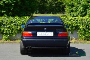 Image 4/50 de BMW 323i (1998)