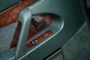 Image 53/54 of Mercedes-Benz 500 SEL (1992)