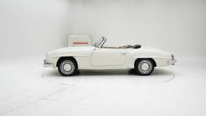 Image 8/15 of Mercedes-Benz 190 SL (1958)