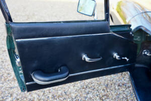 Bild 35/50 von Jaguar E-Type 4.2 (1966)