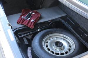 Afbeelding 35/46 van Mercedes-Benz 450 SEL 6,9 (1977)