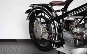 Image 33/98 of BMW R 32 (1925)