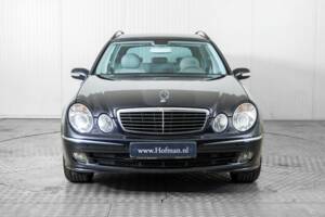Bild 14/50 von Mercedes-Benz E 320 T 4MATIC (2004)