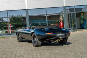 Image 2/29 de Jaguar Type E 3.8 (1961)