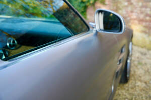 Image 32/50 of Mercedes-Benz SLS AMG (2011)