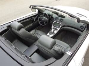 Image 44/97 de Mercedes-Benz SL 55 AMG (2003)