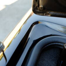 Image 145/171 of Mercedes-Benz E 220 (1994)