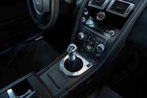 Image 50/83 de Aston Martin V12 Vantage (2009)