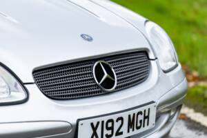 Image 9/47 of Mercedes-Benz SLK 230 Kompressor (2000)