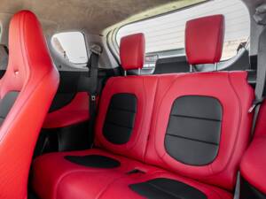 Bild 9/50 von Aston Martin Cygnet (2011)