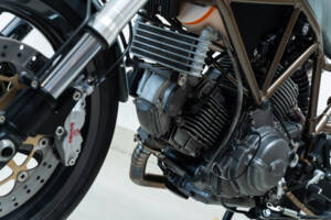 Image 20/28 of Ducati DUMMY (2002)