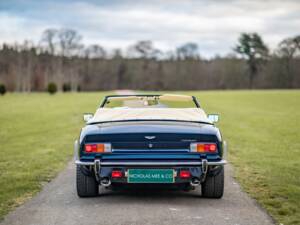 Image 52/57 de Aston Martin V8 Vantage Volante (1989)