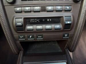 Image 25/47 de Porsche 911 Turbo (2008)