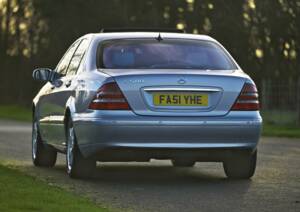 Image 11/50 de Mercedes-Benz S 500 L (2001)