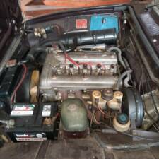 Image 3/8 de Alfa Romeo 2000 Berlina (1973)
