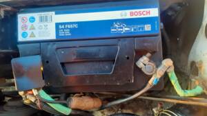 Image 33/61 of Toyota Land Cruiser FJ 62 (1989)