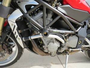 Bild 4/43 von MV Agusta Brutale 750 S (2006)