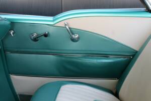 Image 36/50 of Buick 60 Century Riviera (1955)