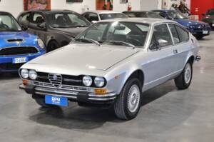 Bild 8/25 von Alfa Romeo Alfetta GTV 2.0 L (1980)