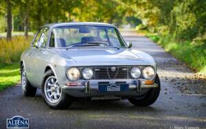 Bild 18/62 von Alfa Romeo 2000 GT Veloce (1974)
