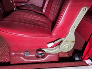 Imagen 30/56 de Volkswagen 1600 TL (1966)