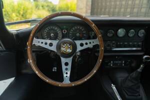 Obraz 49/50 pojazdu Jaguar E-Type (1968)