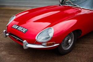 Image 11/46 of Jaguar E-Type (2+2) (1966)